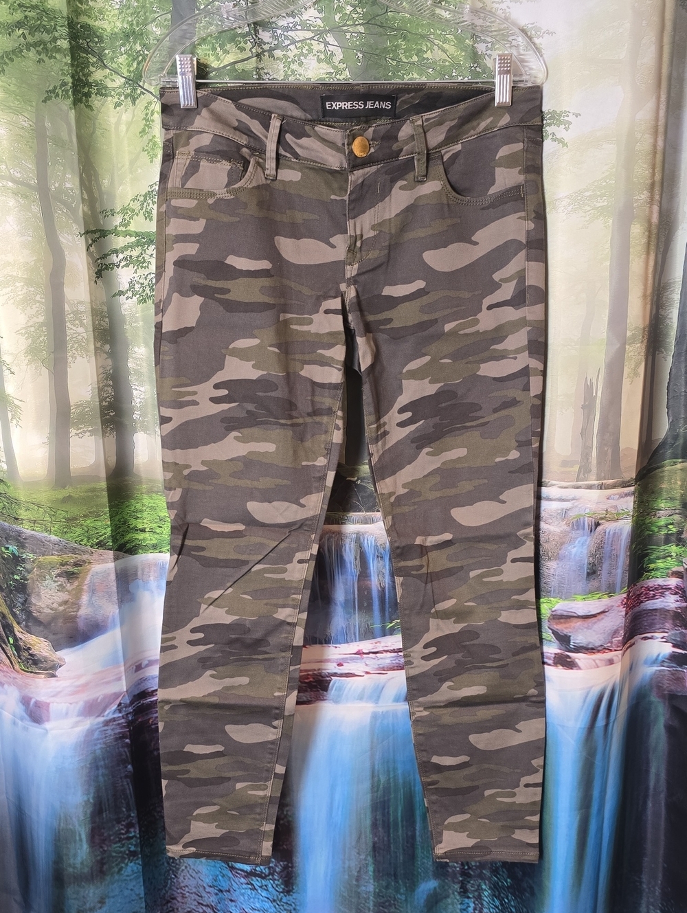 Express Camo Skinny Pants in Olive and Khaki